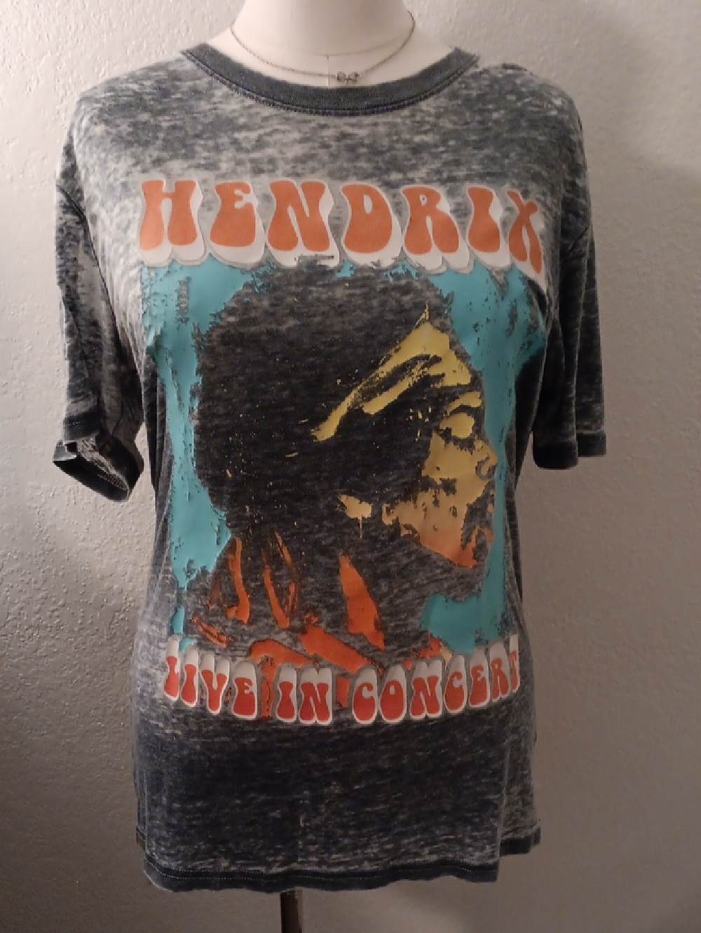 Hendrix Graphic Short Sleeve Tee in Grey